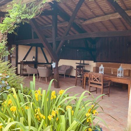 Maison De Campagne Avec Cheminee Et Exterieur La Neuville-aux-Bois Exterior foto