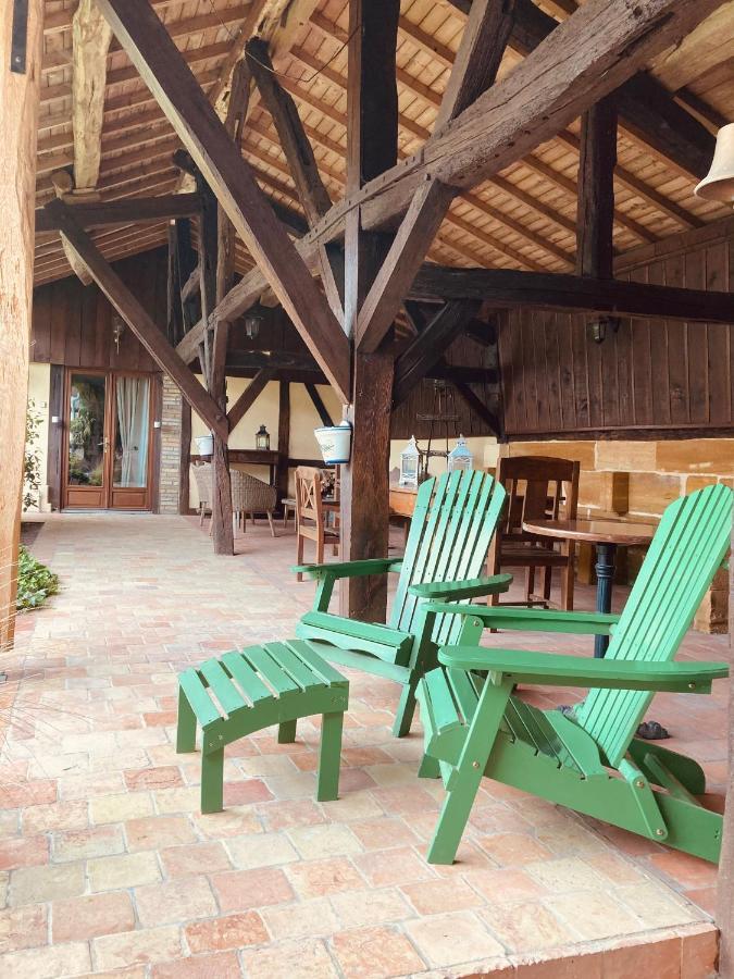 Maison De Campagne Avec Cheminee Et Exterieur La Neuville-aux-Bois Exterior foto